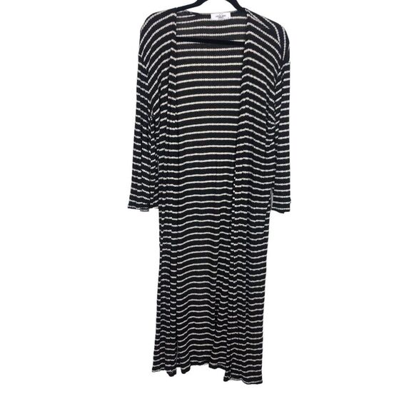 Carly Jean Knit Black White Striped Cardigan 3/4 Sleeves Women's - Picture 1 of 6